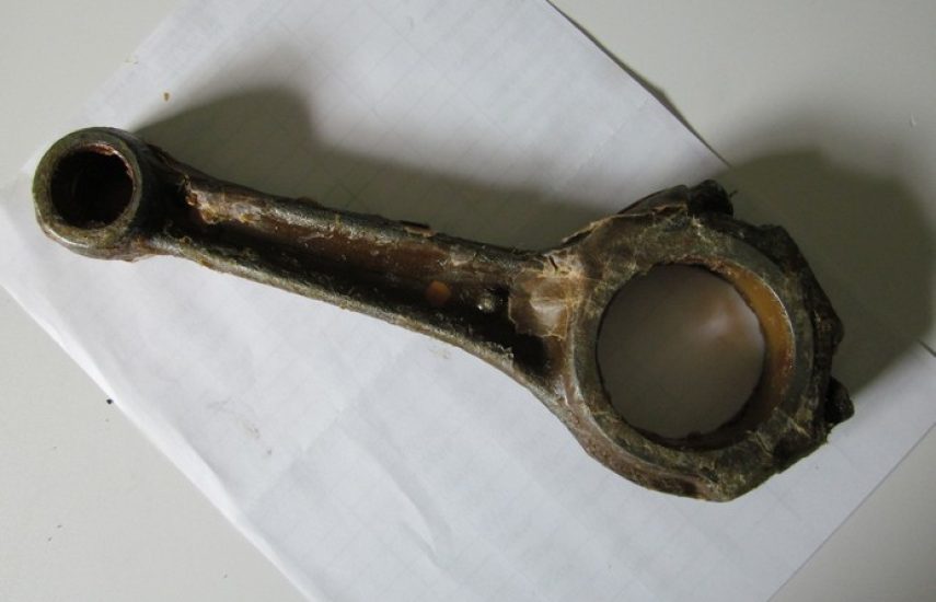 Шатун в сборе без вкладышей ФУУ80р-20-01/00